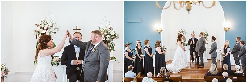 Premier snohomish & seattle wedding photographer | gsquared weddings photography two photos capture a joyful snohomish wedding ceremony first the bride and groom share a high five at the altar then the bridal party and guests look on as the couple stands together during this special seattle celebration | serving snohomish seattle                   & beyond