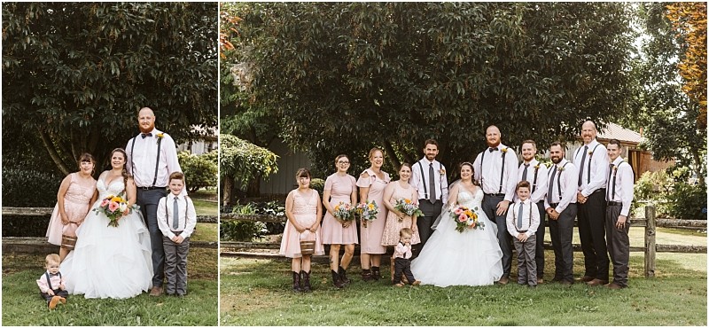 Premier snohomish & seattle wedding photographer | gsquared weddings photography two photos side by side show a snohomish wedding party posing outdoors The bride in white stands with adults and children in pink dresses white shirts suspenders and boots all smiling in front of a large tree and wooden fence | serving snohomish seattle                   & beyond