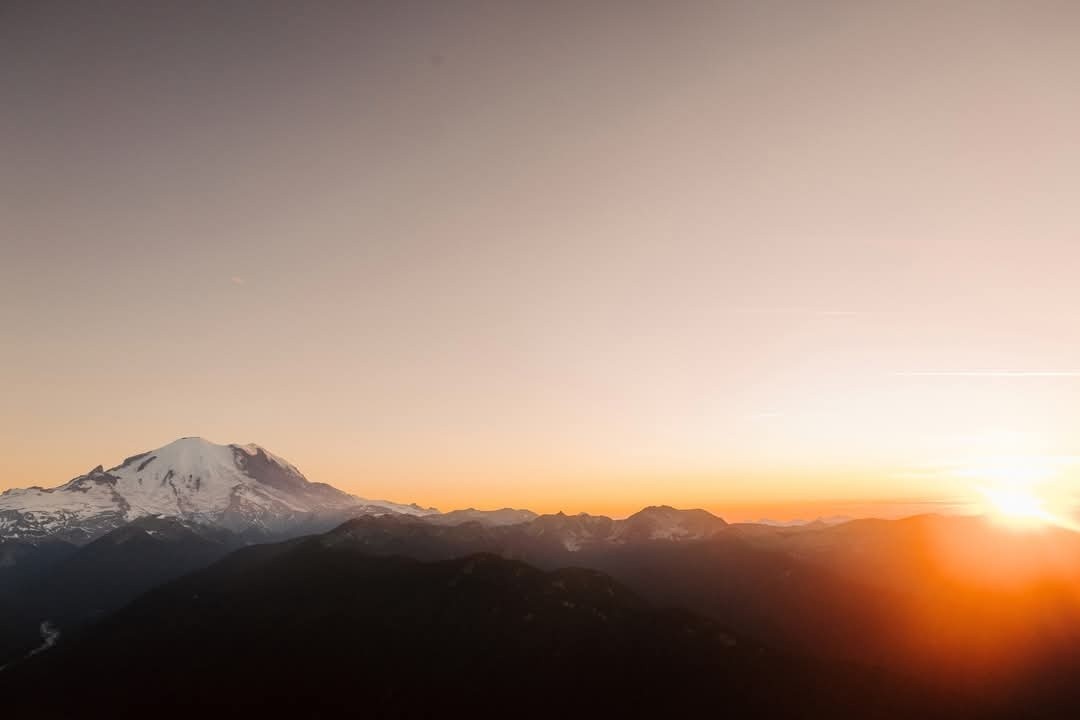 We've had a few people ask lately so we wanted to post:

We ARE open to trades! Family photos, mini sessions, couple or engagement or anniversary sessions, and yes, even wedding photography! 

If you're interested in trading for services, just ask!