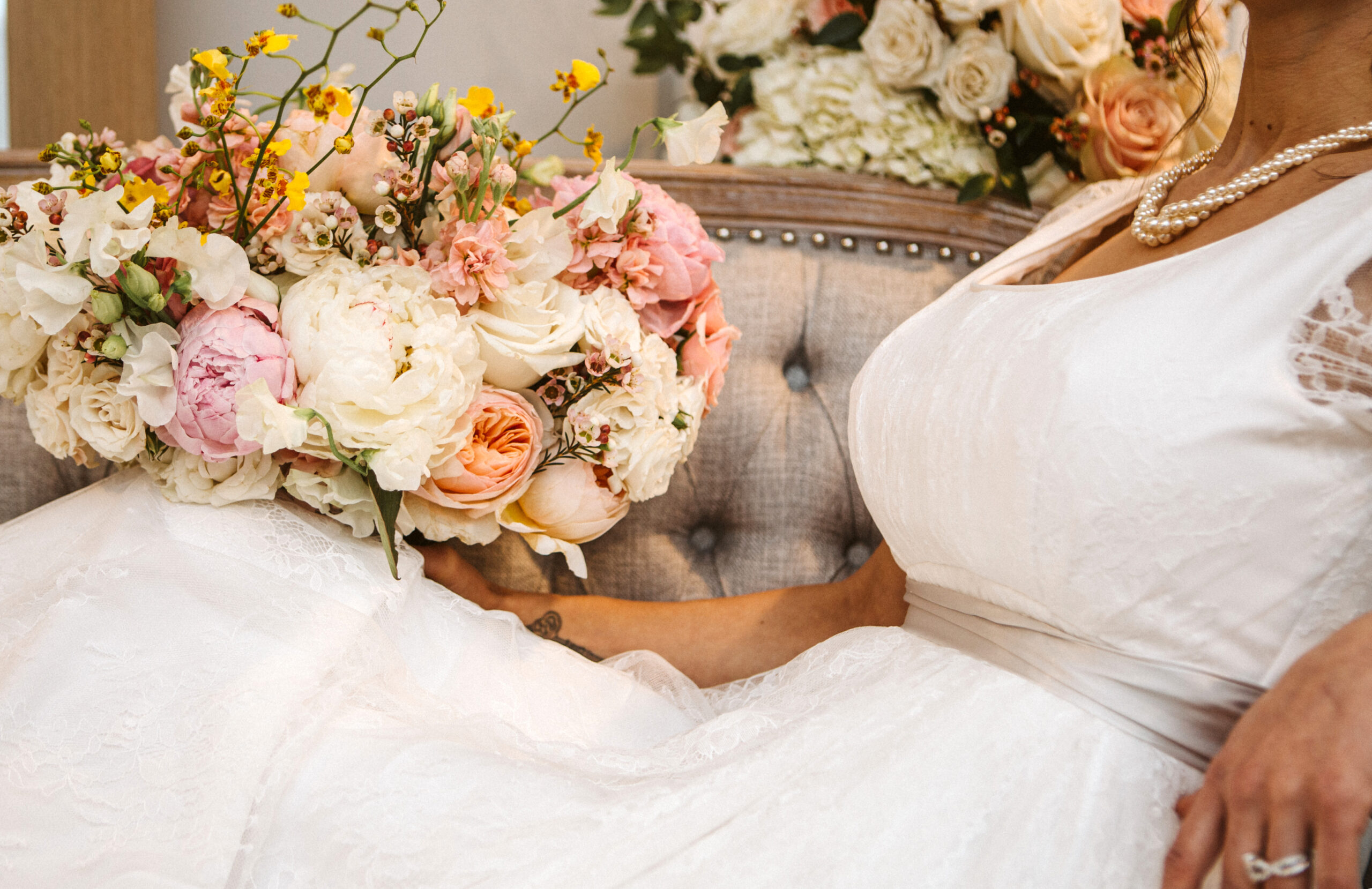 Seattle and snohomish wedding florist pollen in love bouquet with bride
