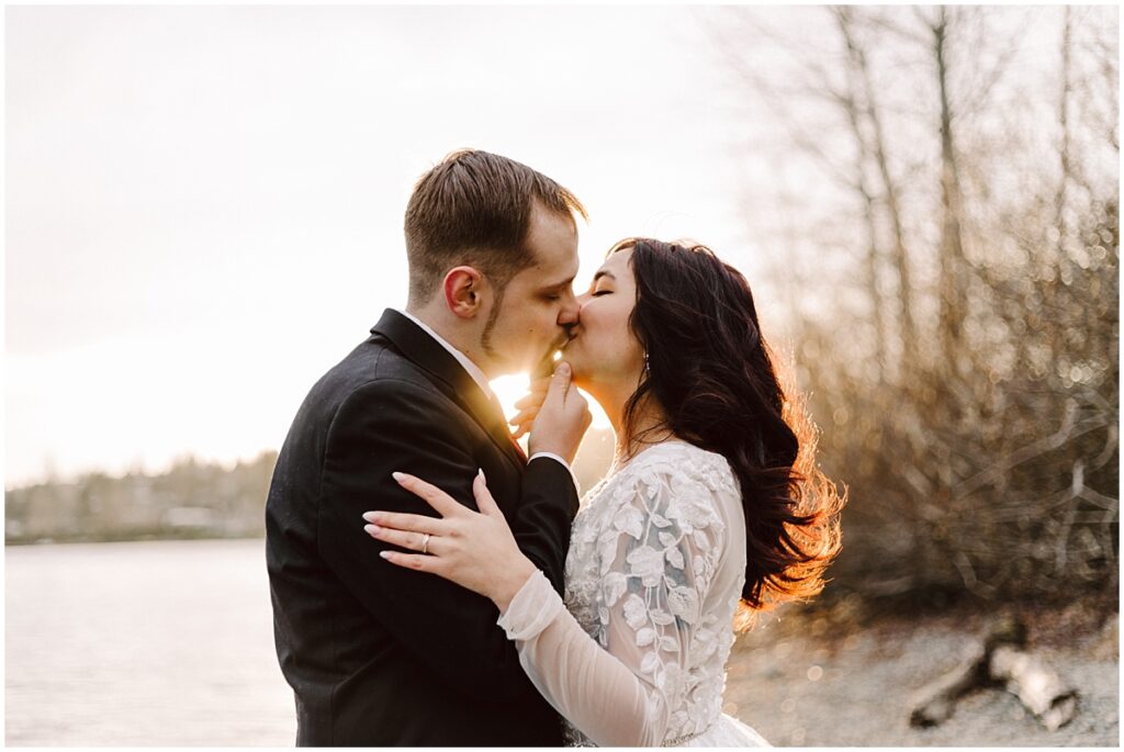 Seattle elopement in the winter at kubota garden and seward park