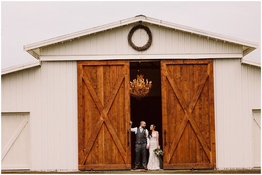 Farmhouse rose snohomish wedding portraits Farmhouse rose snohomish wedding portraits