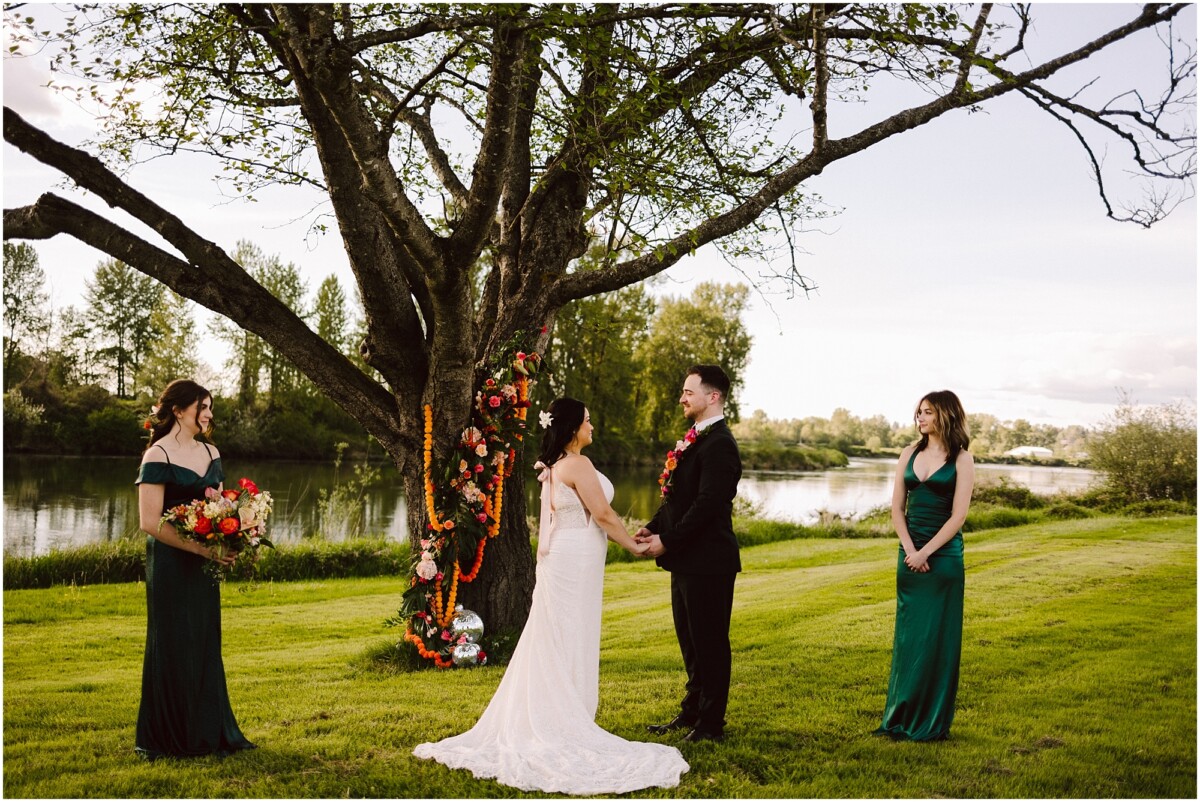 Tropical Wedding | Pemberton Farm Snohomish